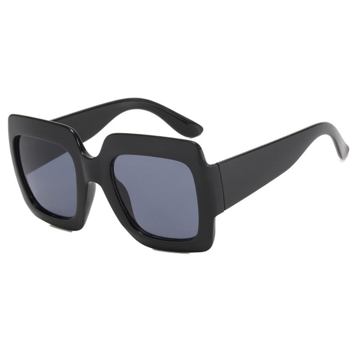 Dame oversized kvadratisk solbrille med markant skjoldpatt-design Skanto