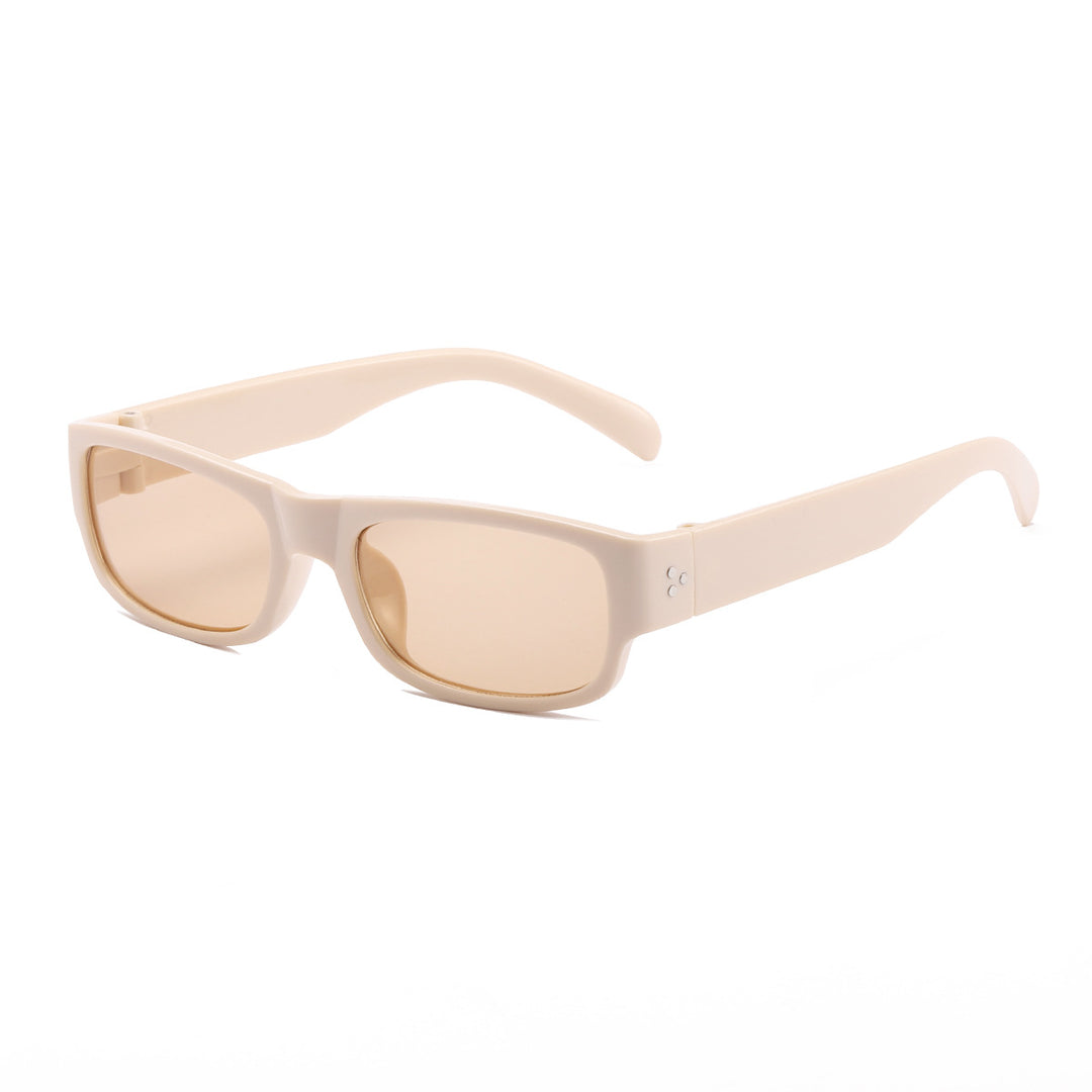 Dame elegant solbrille med moderne ramme Skanto