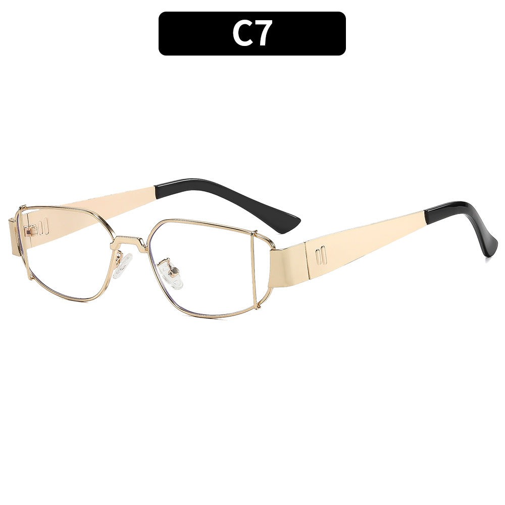Dame designer solbrille i moderne, kantete stil Skanto