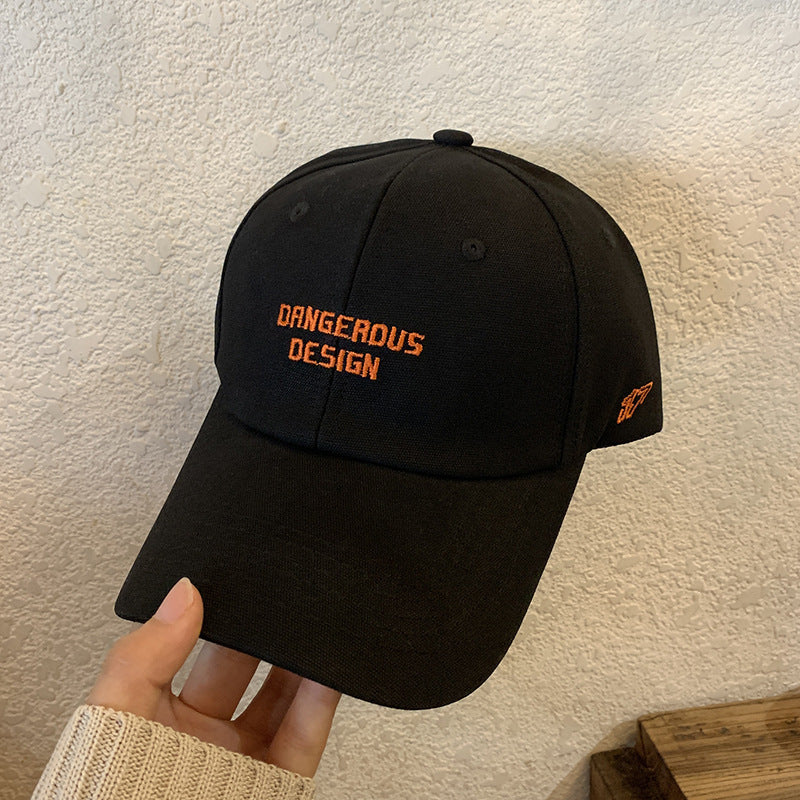Kvinnebrodert uttalelse baseballcap Skanto
