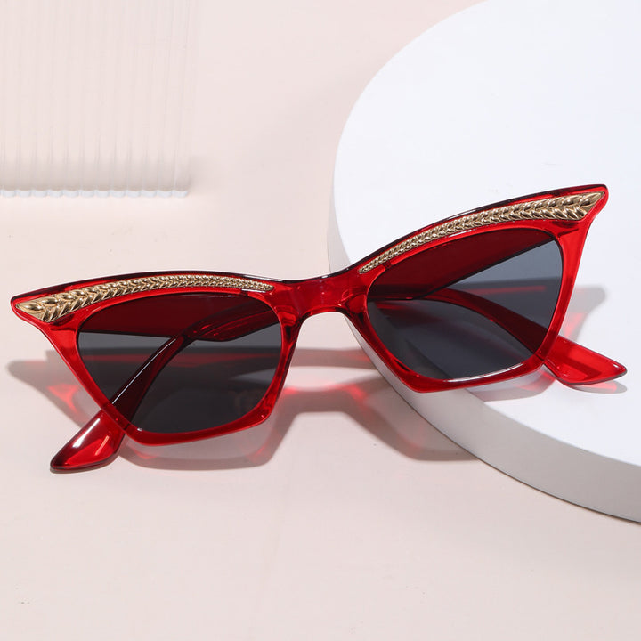 Dame Cat-Eye solbrille med luksuriøs detalj Skanto