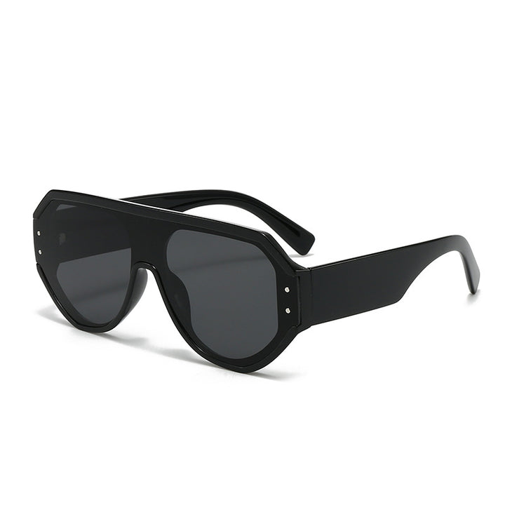 Dame fashionable oversized solbriller med bred ramme Skanto