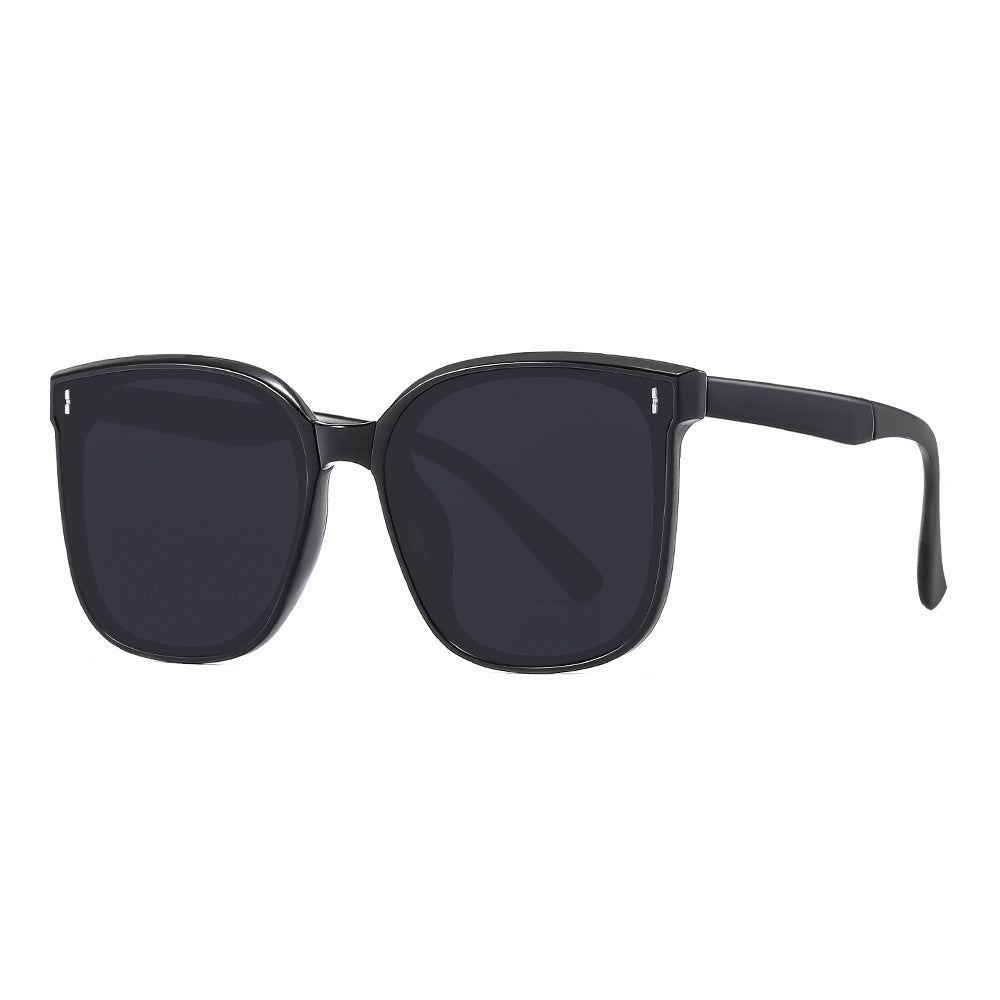 Dame modemessig solbrille med kvadratisk ramme og UV-beskyttelse Skanto