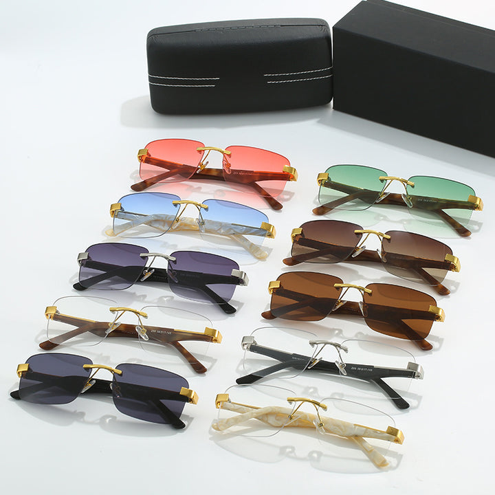 Dame moteriktig halvrammebrille med elegant metall- og plastmix Skanto