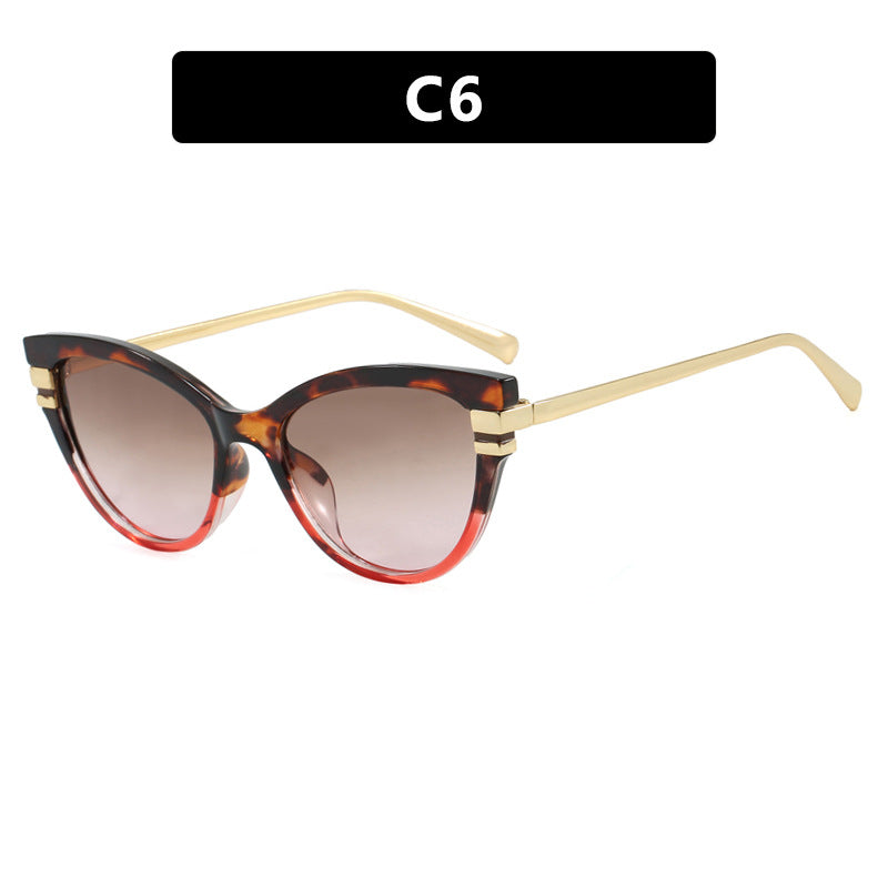 Damer Cat-Eye solbrille med elegante metallakenter Skanto