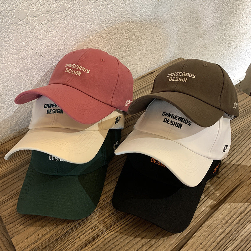Kvinnebrodert uttalelse baseballcap Skanto