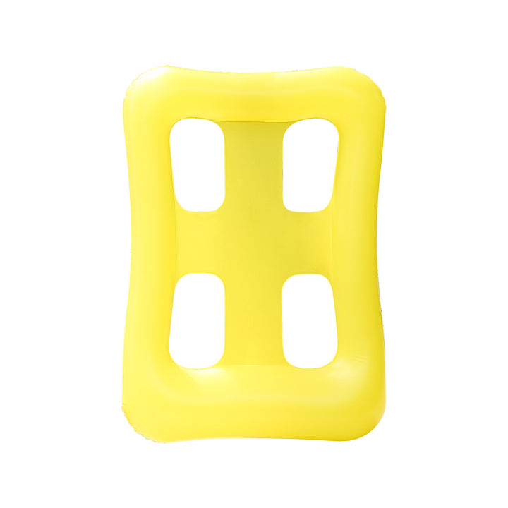 Kvinnens komfortable oppblåsbare bassenglounge med ergonomisk design Skanto
