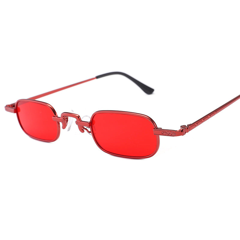 Damer Elegant solbrille med filigranramme og UV-beskyttelse Skanto