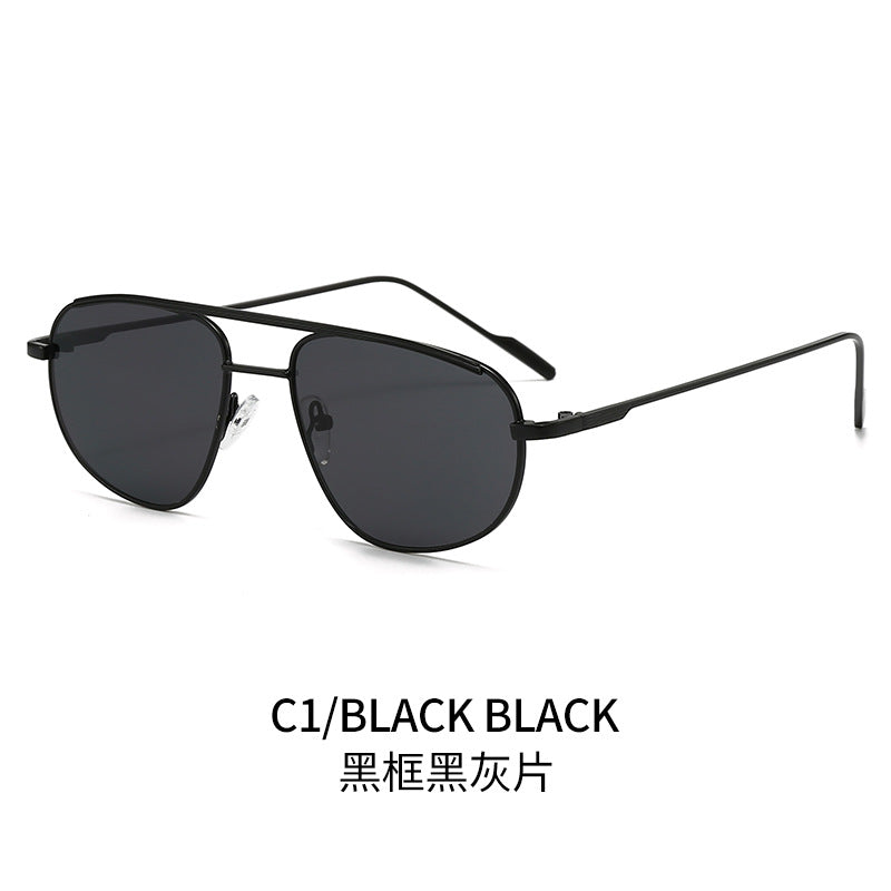Dame Pilot-solbrille med fleksibel passform og UV-beskyttelse Skanto