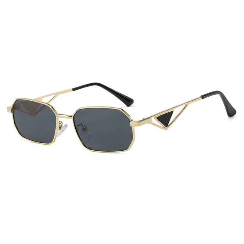 Dame geometrisk luksus solbrille med smal høyglans ramme Skanto