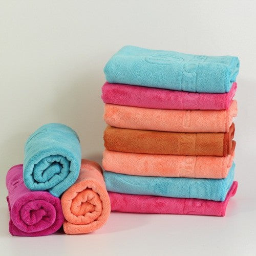 Microfiber Beach Blanket with Innovative Texture Skanto