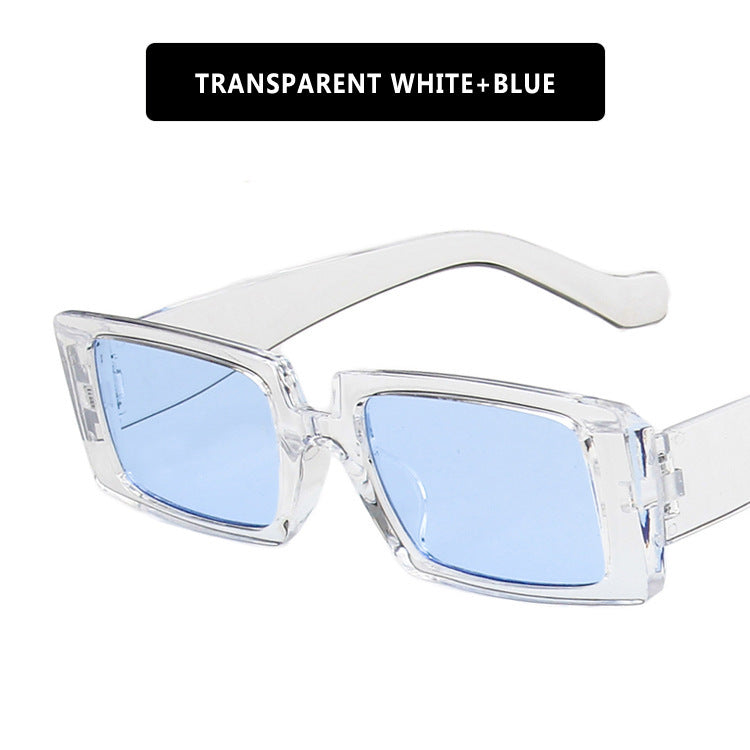 Dame kvadratisk solbrille med moderne ramme og stillegant design Skanto