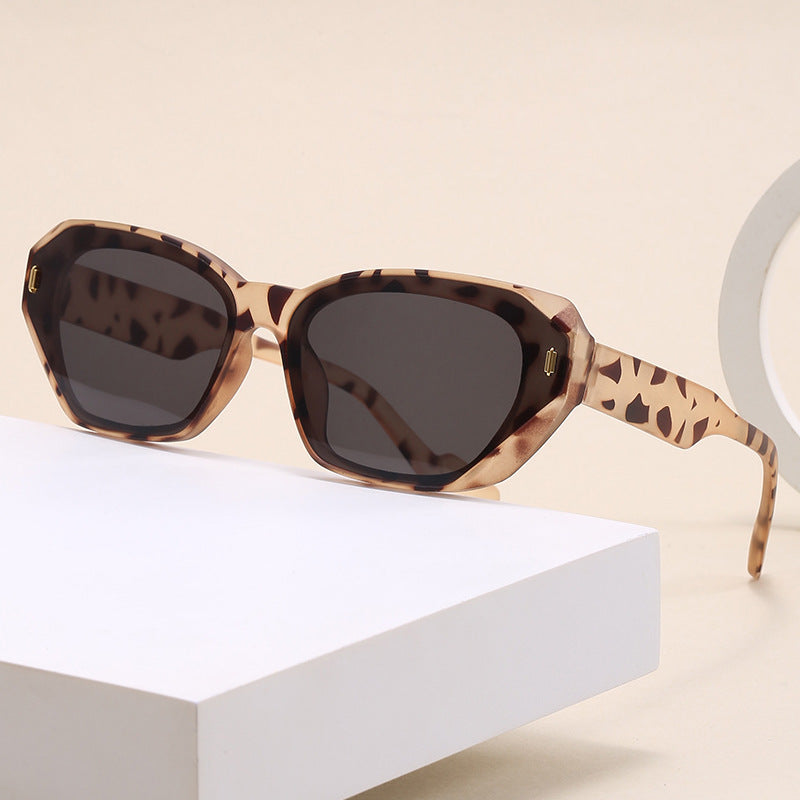 Dame futuristisk diamant-solbrille Skanto