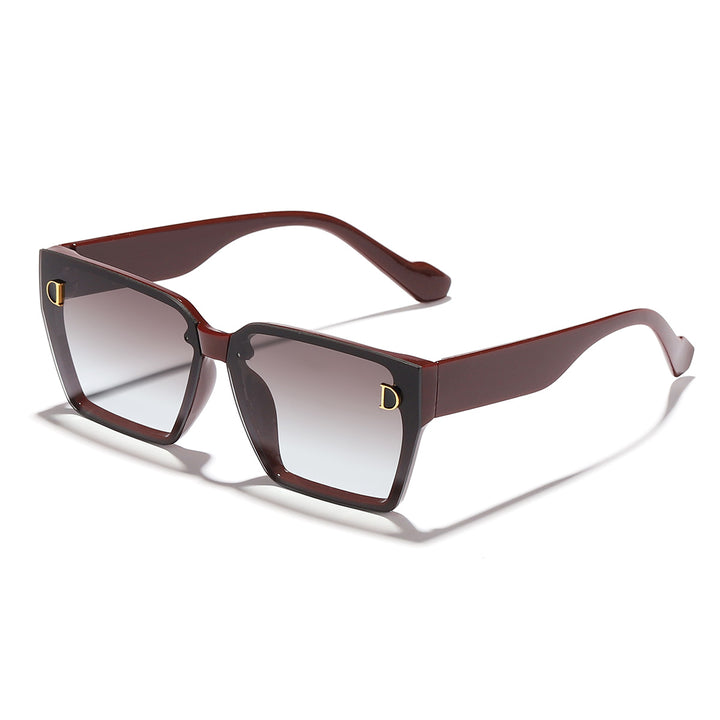 Dame moteriktig solbrille i unikt design med overdimensjonerte glass Skanto