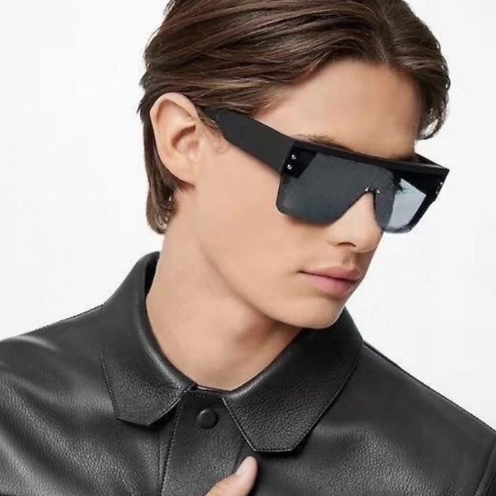 Dame moteriktige solbriller med oversized design og beskyttende UV-filter Skanto