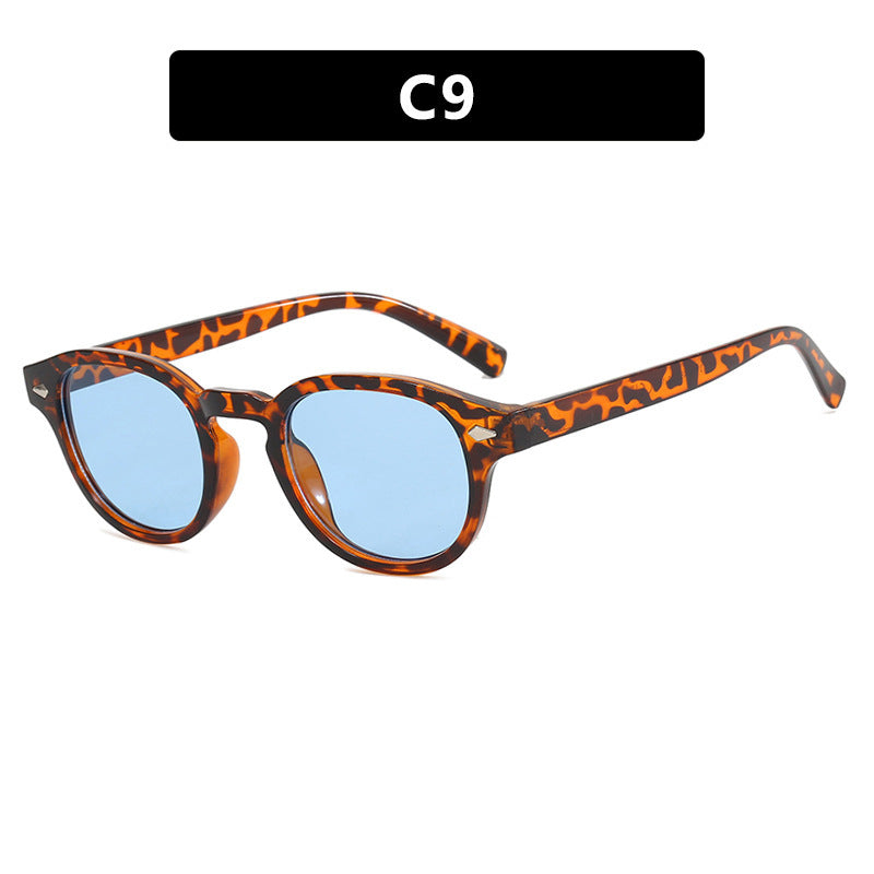 Dame moteriktig solbrille i elegant stil Skanto