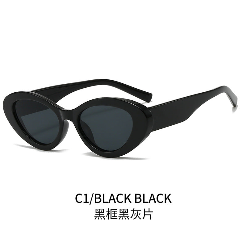 Damer Elegant solbrille i mondéne design Skanto