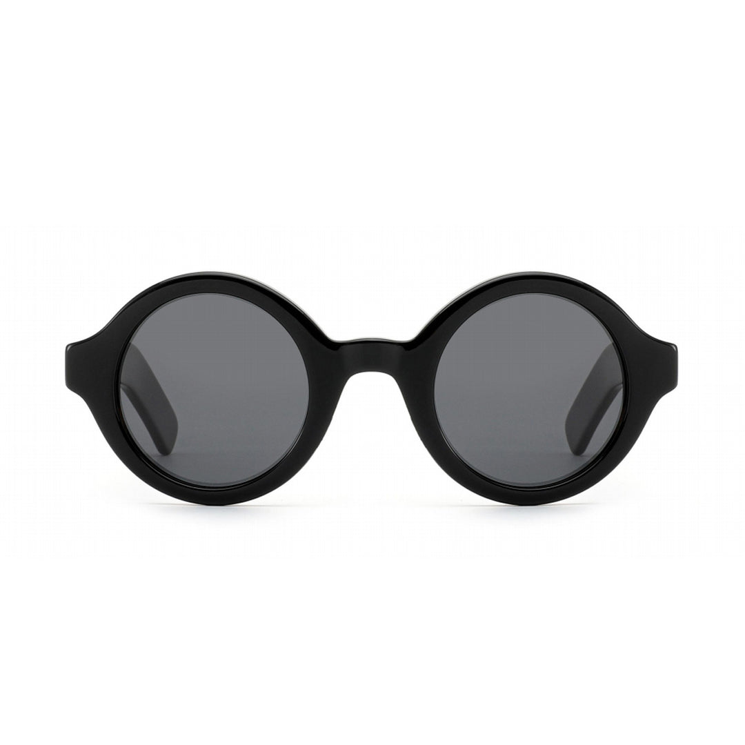 Dame solbrille i moderne retro-stil med høy kvalitet design og UV-beskyttelse Skanto