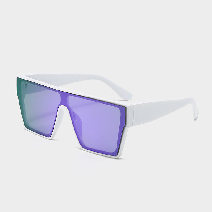 Dame moteriktig solbrille med kantede glass Skanto