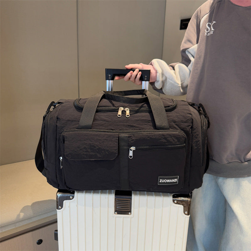 Multifunksjonell helgetursekk med ergonomiske bærealternativer Skanto