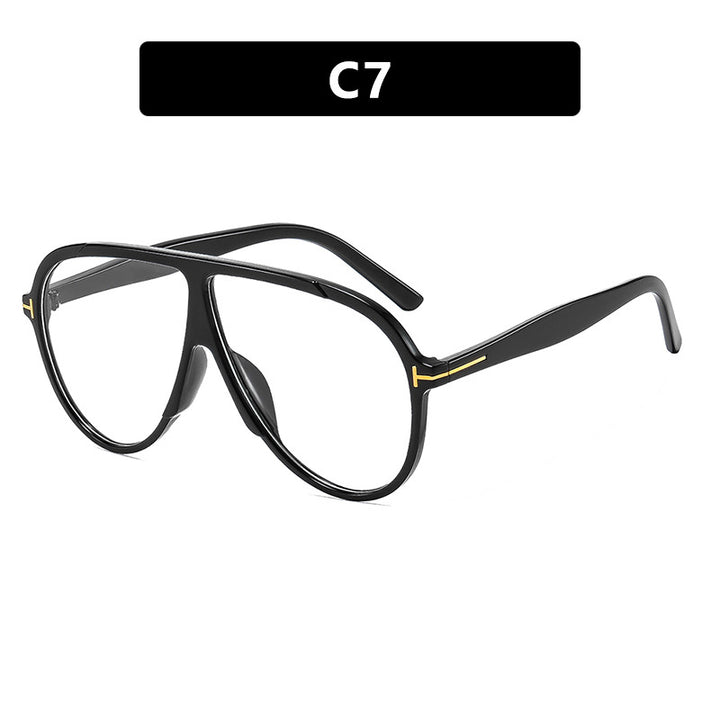 Dame moteriktig brille med stort trendy ramme Skanto
