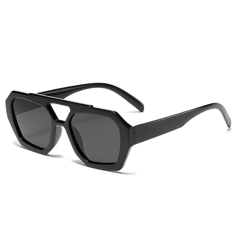 Dame geometrisk solbrille i ekstravagant design Skanto