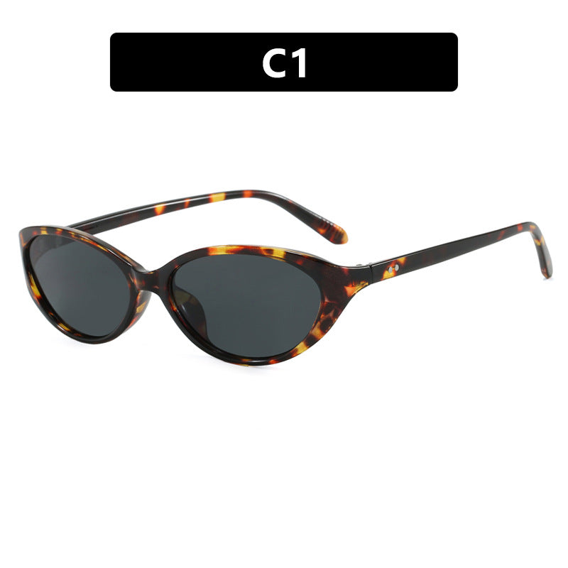 Dame Cat-Eye solbriller med stilig design og beskyttende UV-filter Skanto