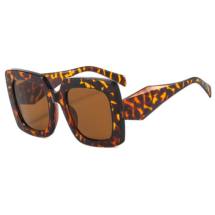 Dame oversized solbriller i markant kvadratisk design Skanto