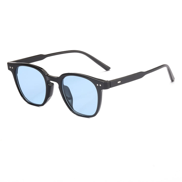 Dame moteriktig solbrille med stilige mønstre Skanto
