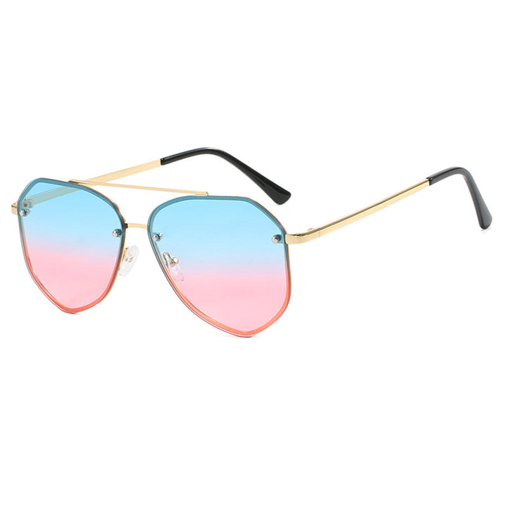 Dame geometrisk solbrille med filigran ramme Skanto