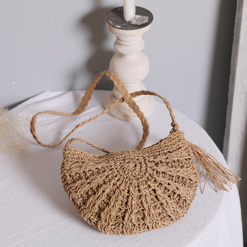 Boho-inspirert håndveske laget av naturmateriale Skanto