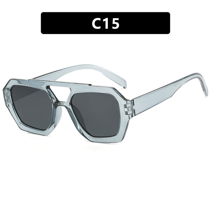 Dame geometrisk solbrille laget av robust plast med polarisert glass Skanto