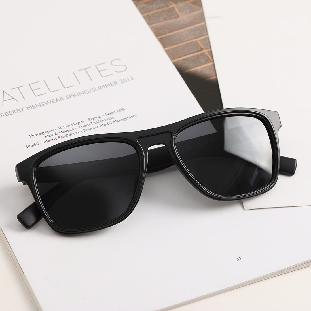 Dame moteriktig solbrille med ergonomisk design Skanto