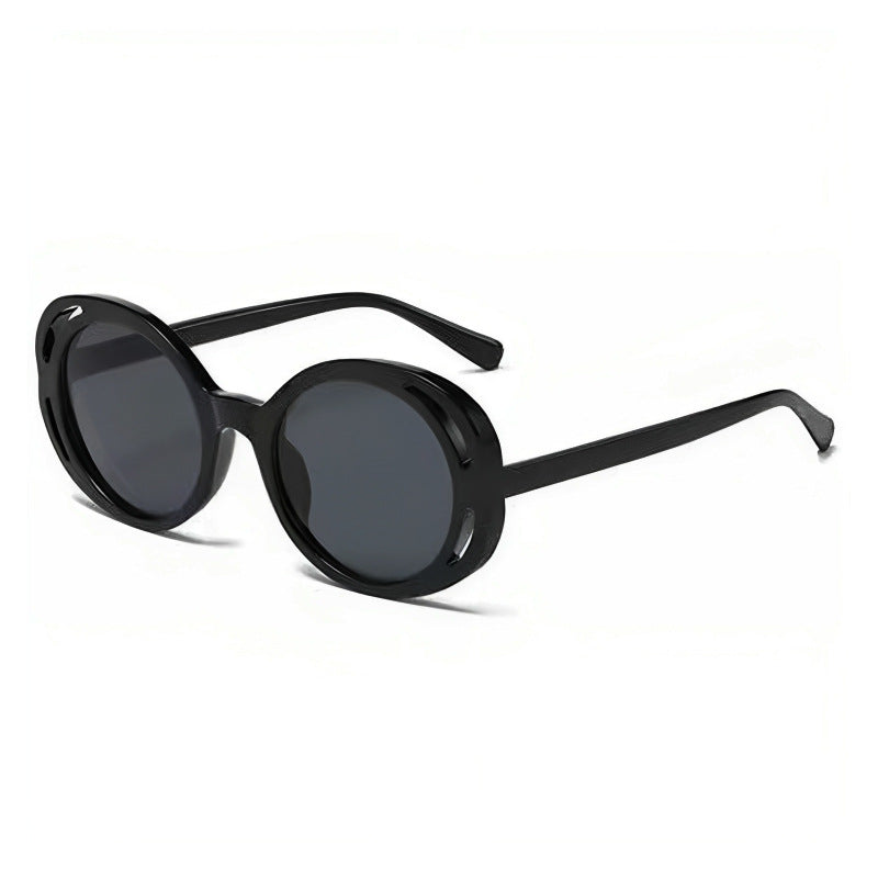 Dame Ovalformet Designer-solbrille med klassisk detalj Skanto
