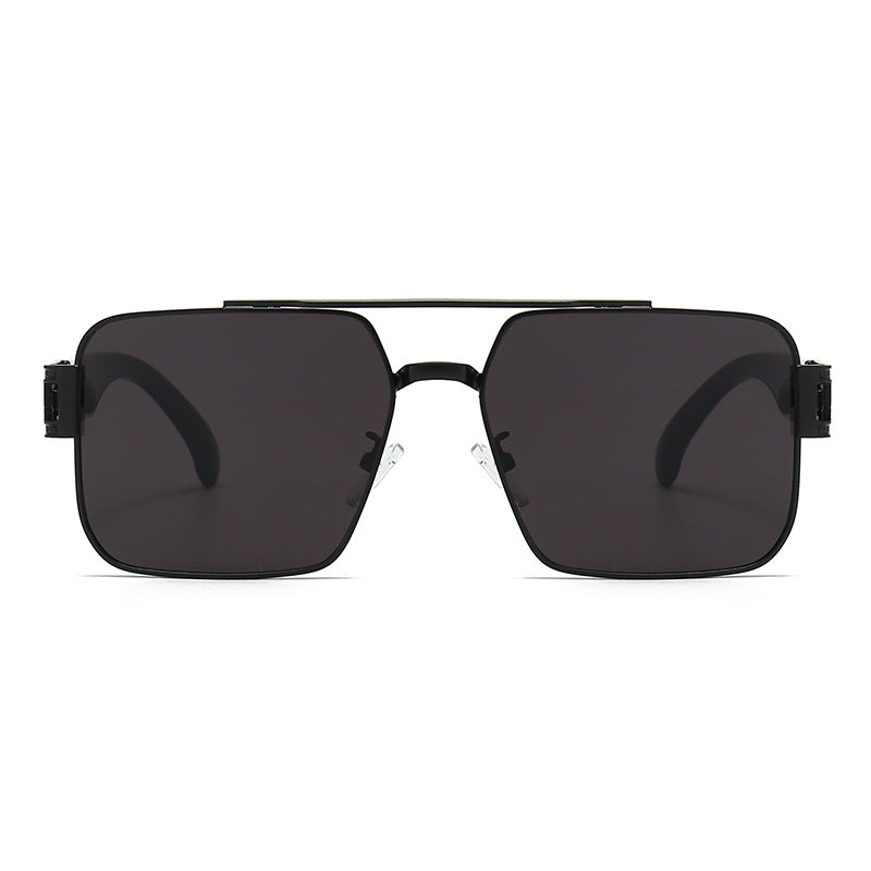 Dame kvadratisk solbrille med ergonomisk ramme og UV-beskyttelse Skanto