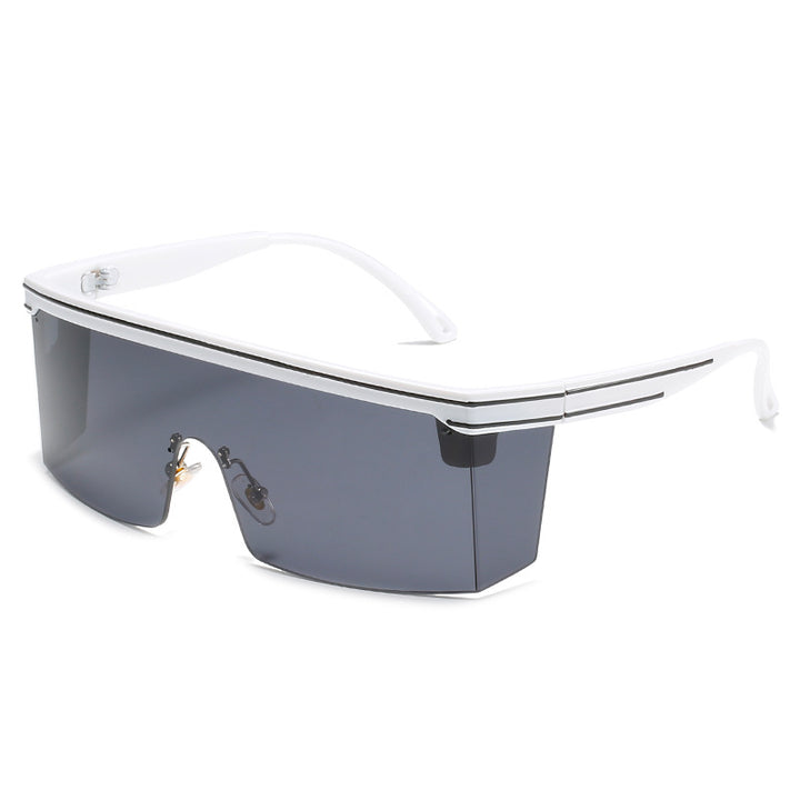Dame Sporty solbriller med futuristisk design og uforstyrret synsfelt Skanto