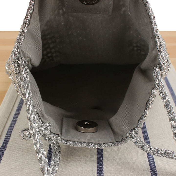 Shoulder Bags in Hand-Knotted Natural Material with Fine Texture Skanto