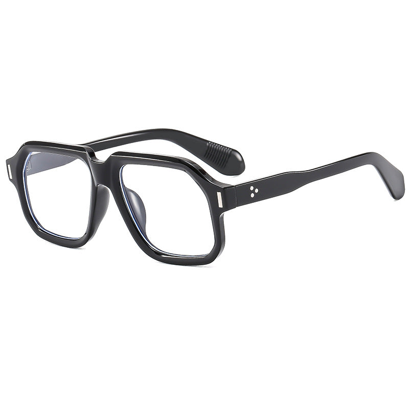 Damer elegant og stilfull solbrille i moderne design Skanto