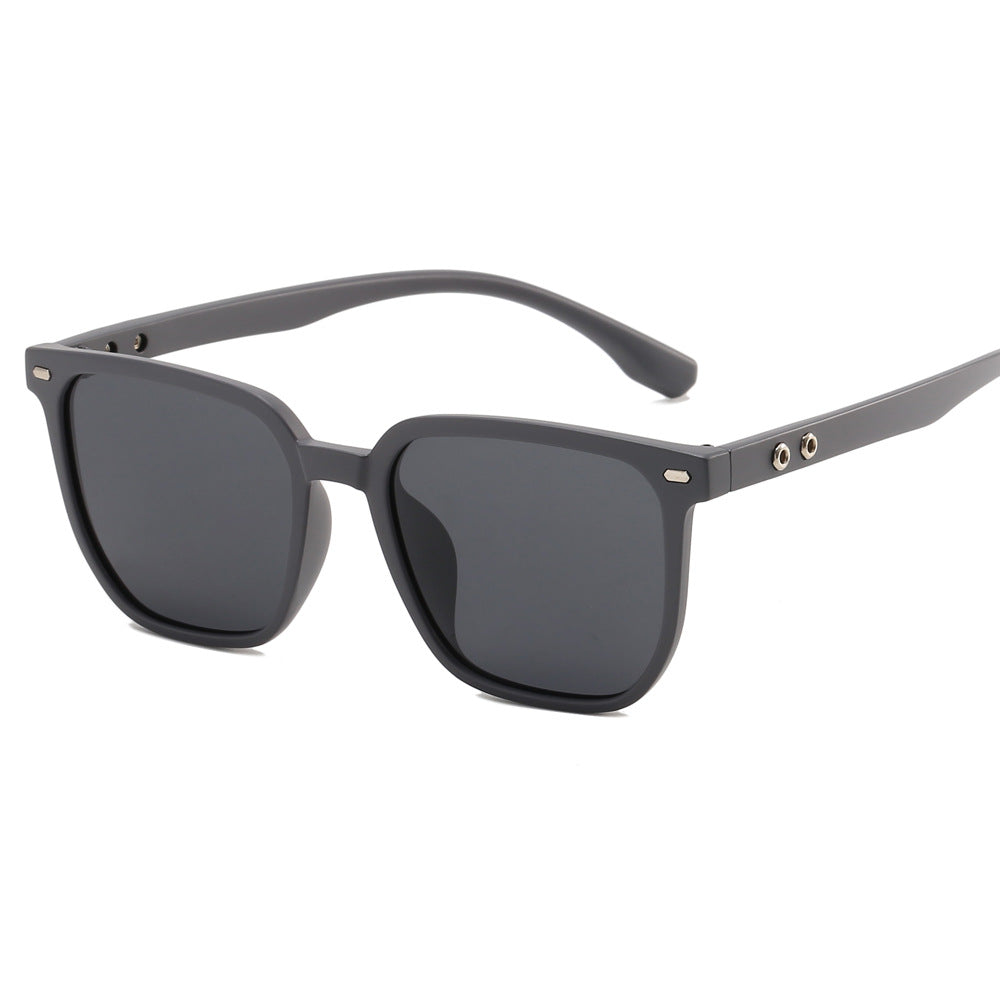 Dame moteriktig solbrille i trendy skilpaddemønster Skanto