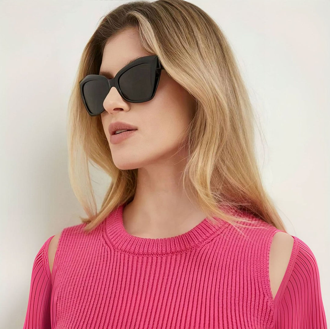 Dame Cat-Eye solbriller med stilfullt gjennomsiktig ramme Skanto