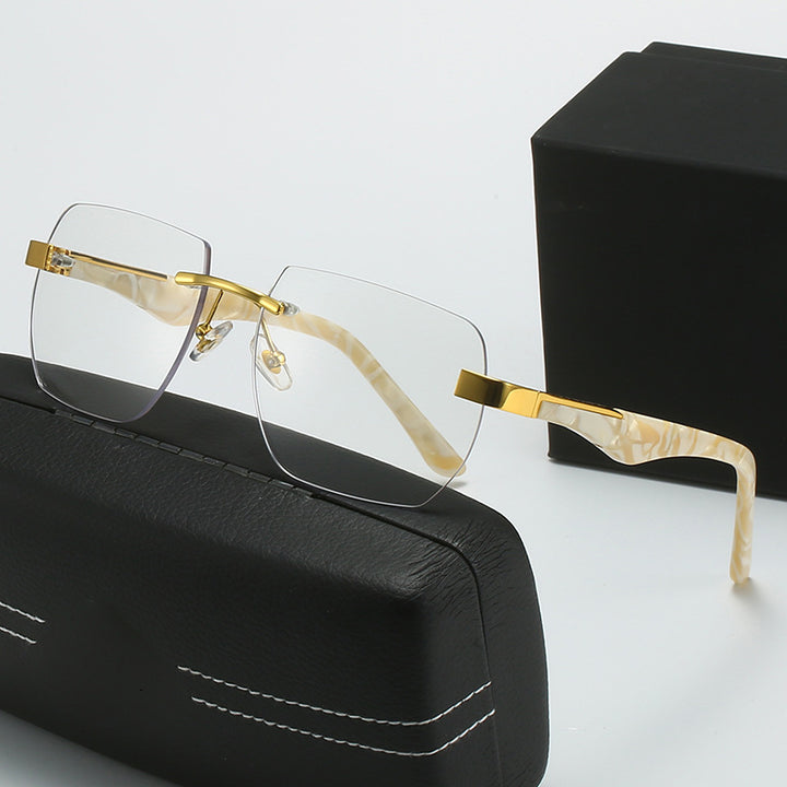 Dame Fashion-solbriller i moderne geometrisk design Skanto