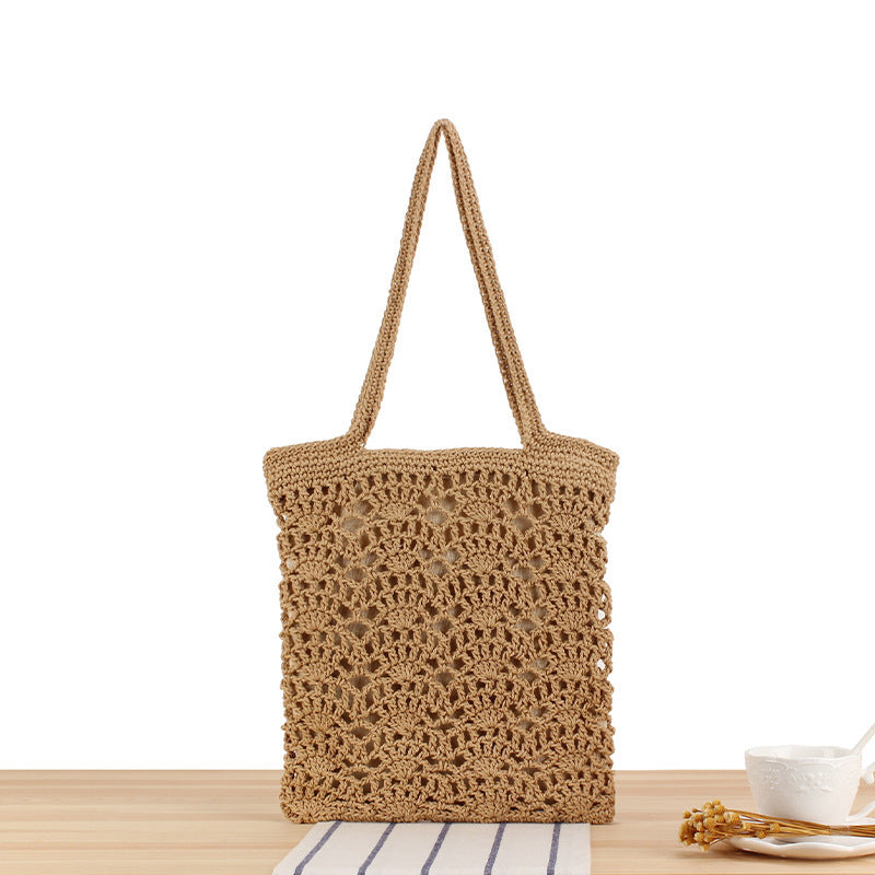 Handbag made of hand-knotted natural material with elegant details Skanto