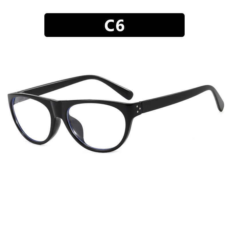 Dame moteriktig optisk brille med elegant kattøye-design Skanto