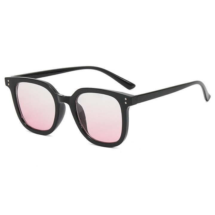 Dame kvadratisk designerbrille med tykk ramme og elegant profil Skanto