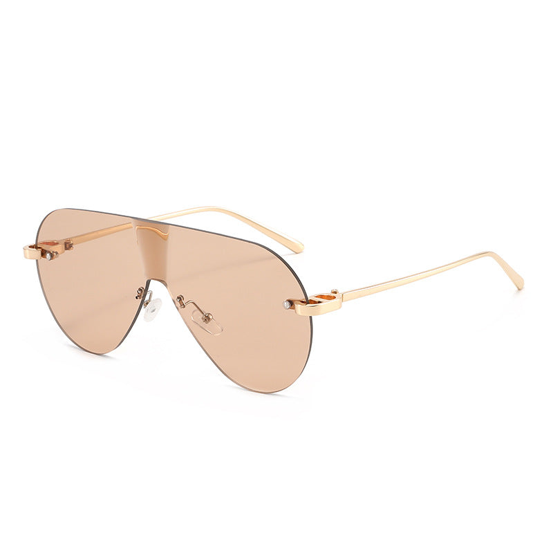 Dame Oversized solbriller i moderne aviator-stil Skanto