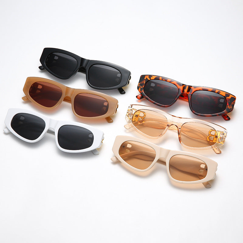 Dame Designer-solbrille med luksuriøse rammedetaljer Skanto