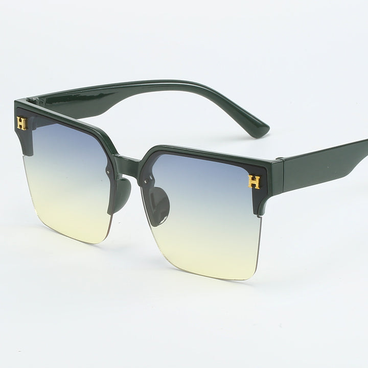Dame kvadratisk solbrille med elegant metallramme Skanto