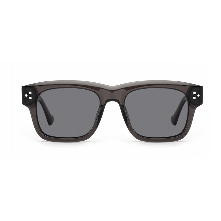 Dame designer solbrille i retro-inspirert kvadratdesign med høykvalitets plastramme Skanto