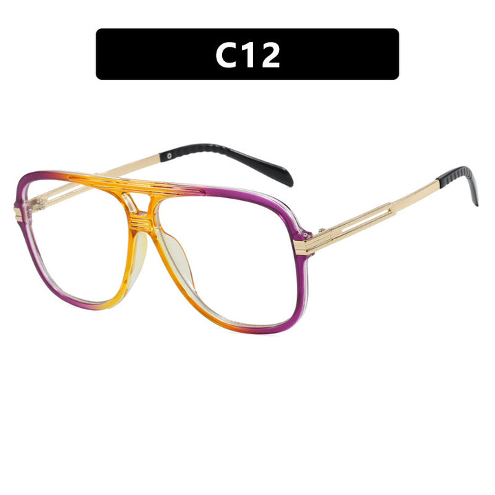 Dame oversized moteriktig solbrille med robust og elegant design Skanto