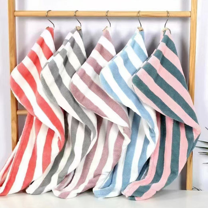 High-quality terry bath towel with stylish stripe pattern Skanto
